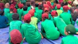 SD 237 Atue “Sulap” Halaman Jadi Bioskop Edukasi